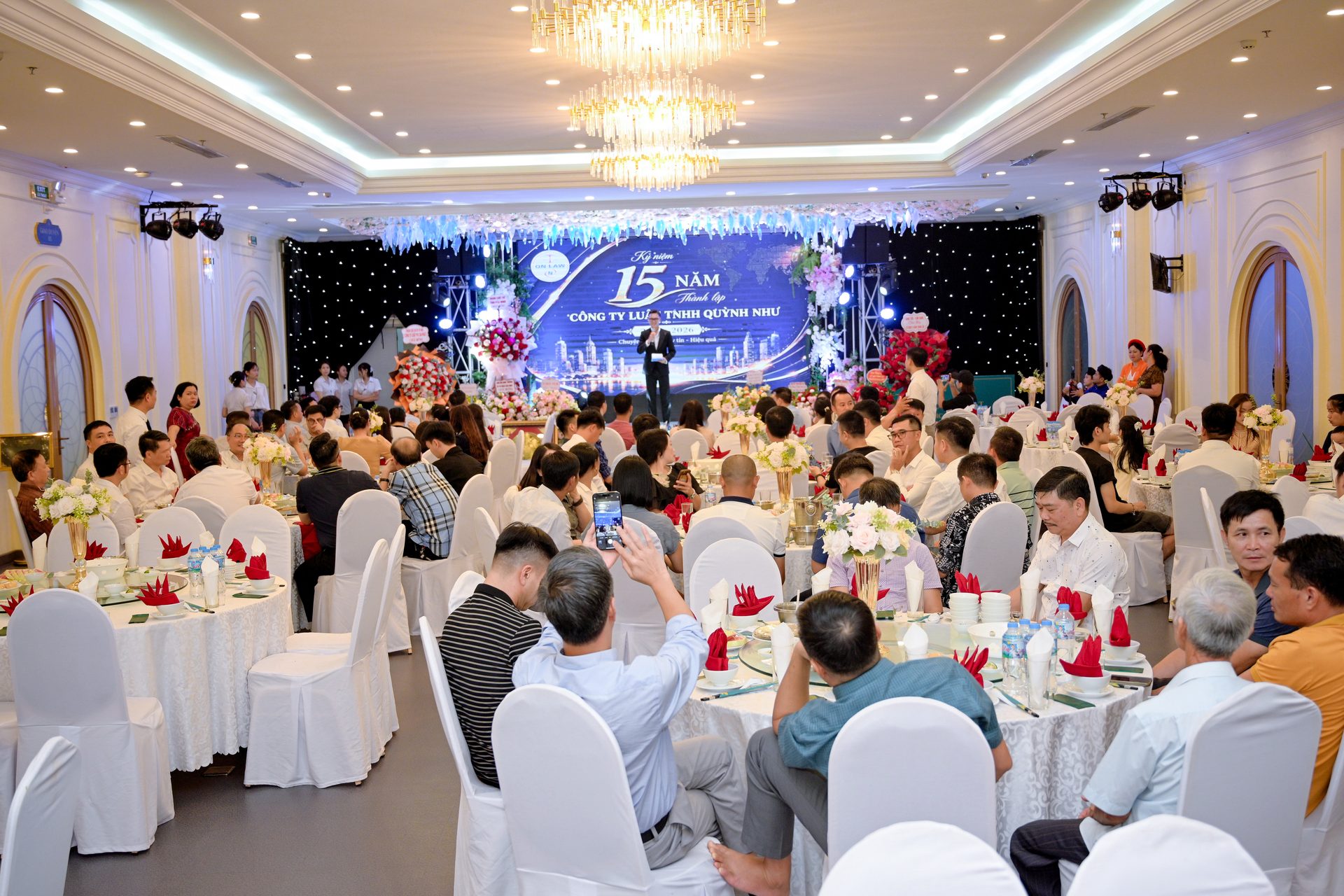 Phòng tiệc Giao Duyên